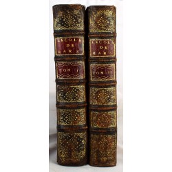 L'ecole de Mars, ou, Memoires Instructifs sur Toutes les Parties qui Composent le Corps Militaire en France: Avec Leurs Origines & les Differentes Maneuvres Ausquelles Elles Sont Employees (2 tomes)